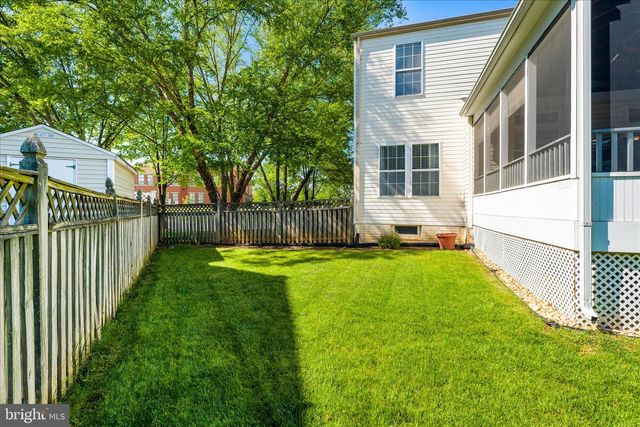 8 ROYAL CROWN CT, Germantown, MD 20876