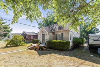301 Maurice Street, Alton, IL 62002