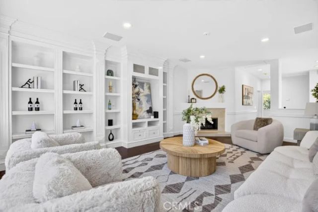 20356 Via Cellini, Porter Ranch, CA 91326