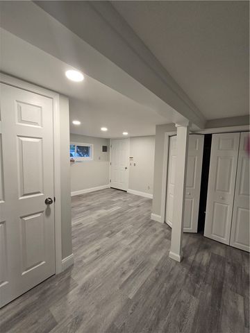 1 Angell Road, Lincoln, RI 02865