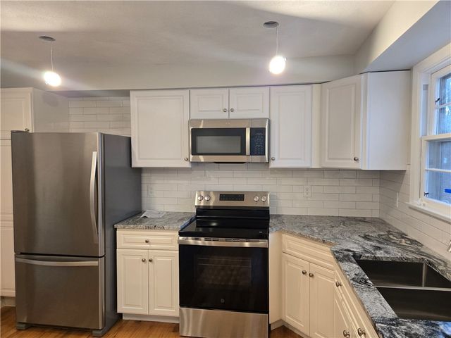 1 Angell Road, Lincoln, RI 02865