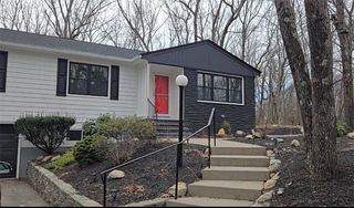 1 Angell Road, Lincoln, RI 02865