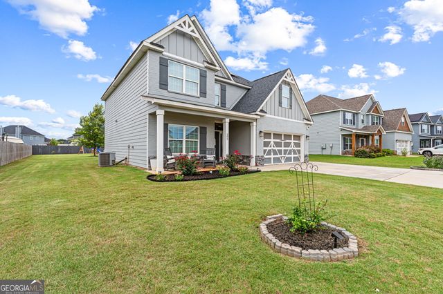 202 Weeping Moss Way, Kathleen, GA 31047