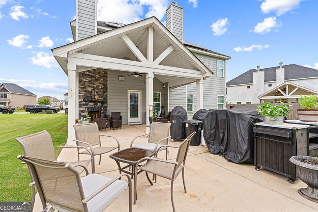 202 Weeping Moss Way, Kathleen, GA 31047