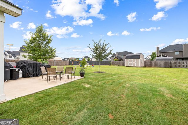 202 Weeping Moss Way, Kathleen, GA 31047
