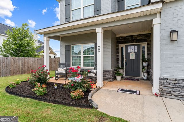202 Weeping Moss Way, Kathleen, GA 31047
