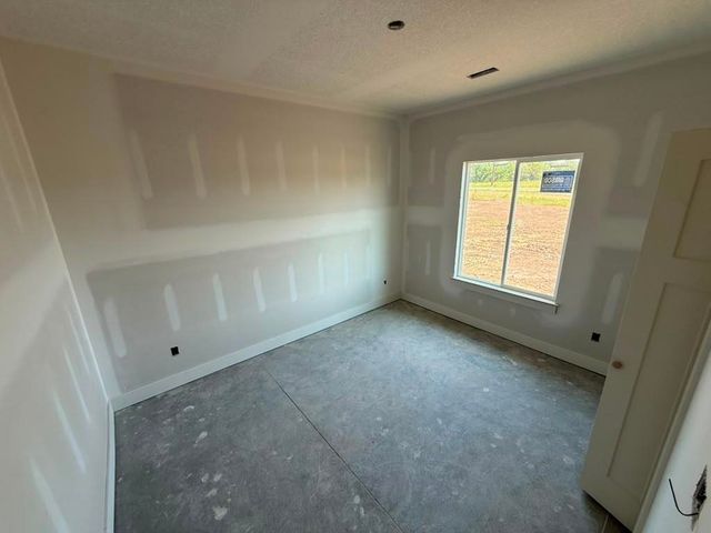 1630 Midway Ct., Valley Center, KS 67147