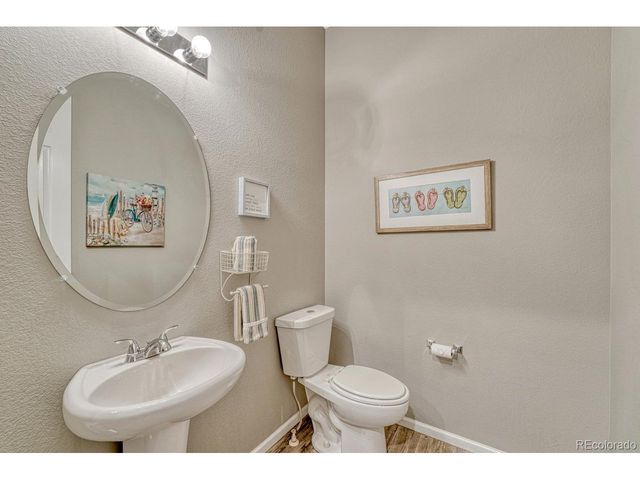 4514 S Valdai Cir, Aurora, CO 80015