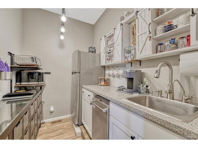 4514 S Valdai Cir, Aurora, CO 80015