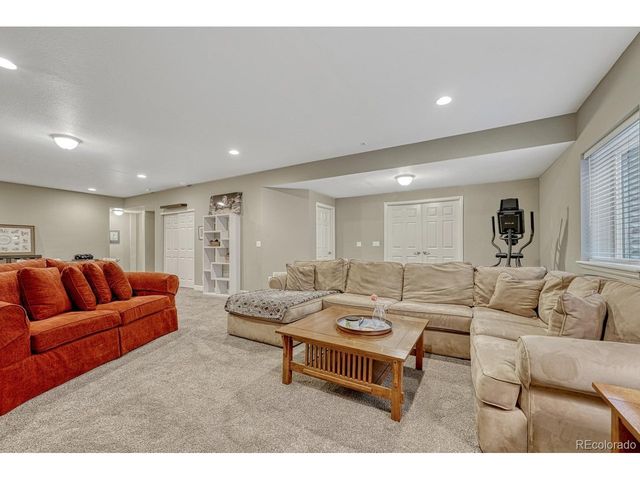 4514 S Valdai Cir, Aurora, CO 80015