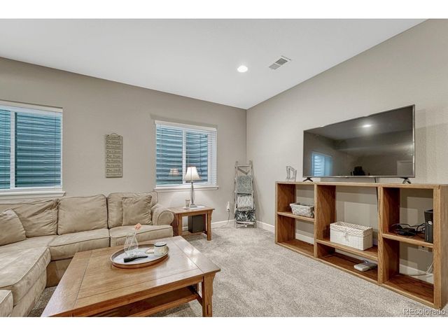 4514 S Valdai Cir, Aurora, CO 80015
