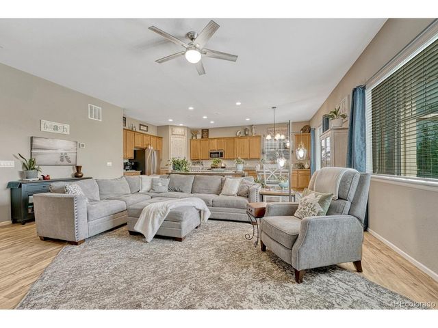 4514 S Valdai Cir, Aurora, CO 80015