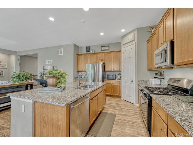 4514 S Valdai Cir, Aurora, CO 80015