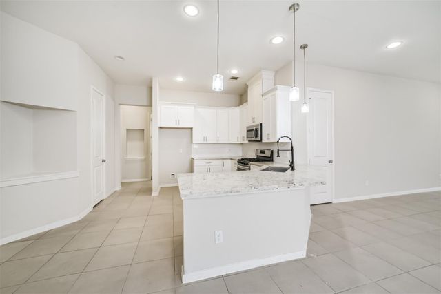 10334 Solitaire Circle, Houston, TX 77070