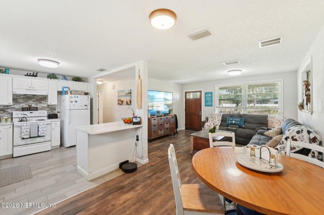 5822 TROUT RIVER Boulevard, Jacksonville, FL 32219