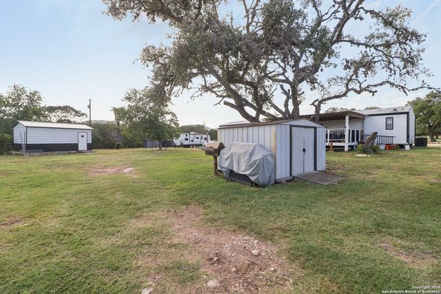 160 DEER VIEW DR, Pipe Creek, TX 78063