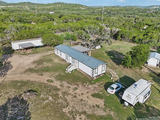 160 DEER VIEW DR, Pipe Creek, TX 78063