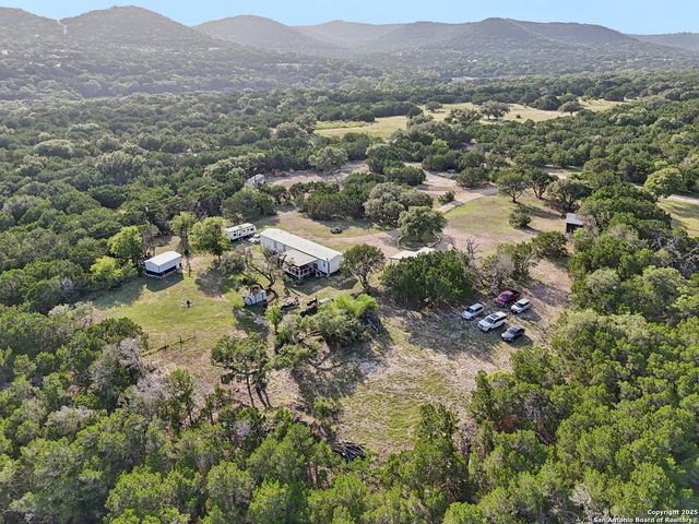 160 DEER VIEW DR, Pipe Creek, TX 78063