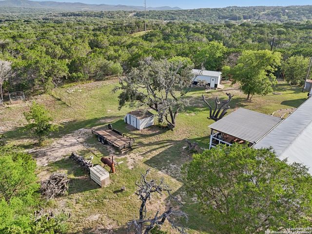 160 DEER VIEW DR, Pipe Creek, TX 78063