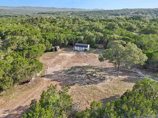 160 DEER VIEW DR, Pipe Creek, TX 78063