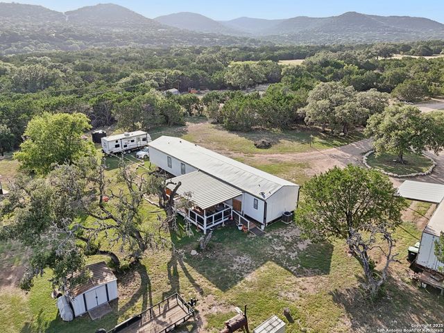 160 DEER VIEW DR, Pipe Creek, TX 78063