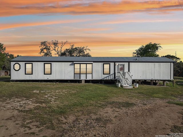 160 DEER VIEW DR, Pipe Creek, TX 78063