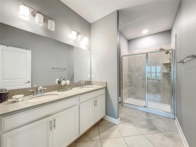 3556 BELLAND CIRCLE F, Clermont, FL 34711