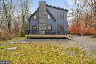 115 BUSHKILL DRIVE, Pocono Lake, PA 18347