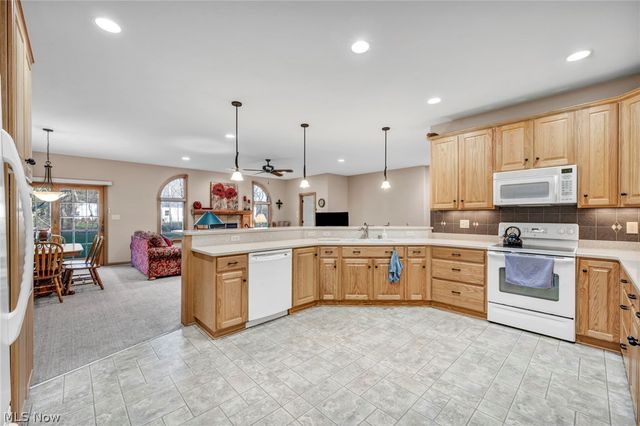 174 Circle Drive, Doylestown, OH 44230