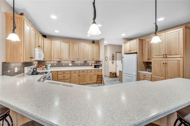 174 Circle Drive, Doylestown, OH 44230