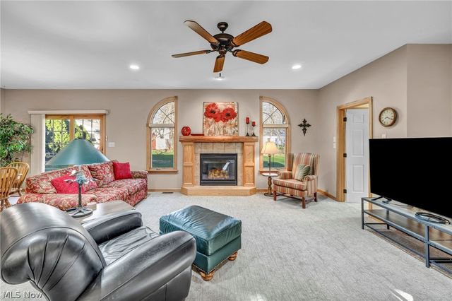 174 Circle Drive, Doylestown, OH 44230