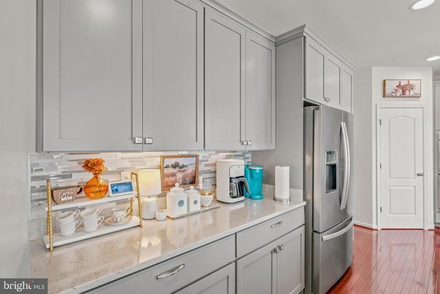 425 LAWRENCE RD, Gerrardstown, WV 25420