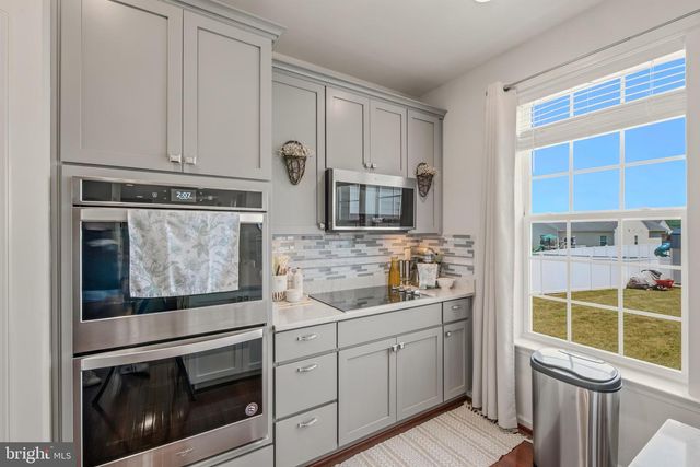 425 LAWRENCE RD, Gerrardstown, WV 25420