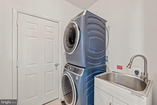 425 LAWRENCE RD, Gerrardstown, WV 25420