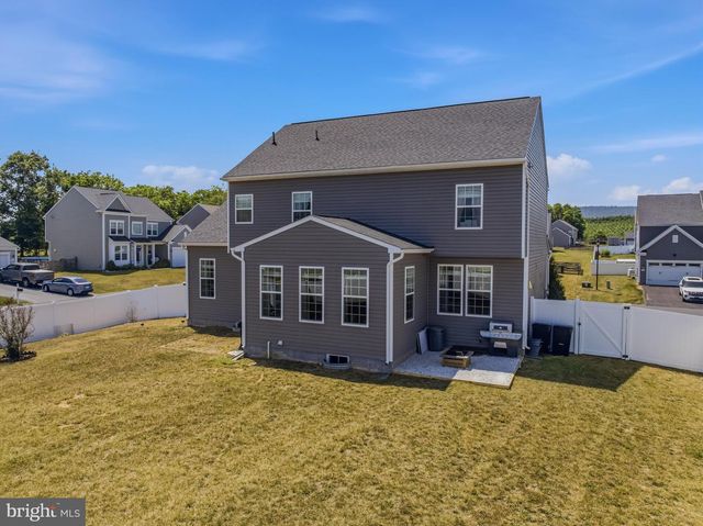 425 LAWRENCE RD, Gerrardstown, WV 25420