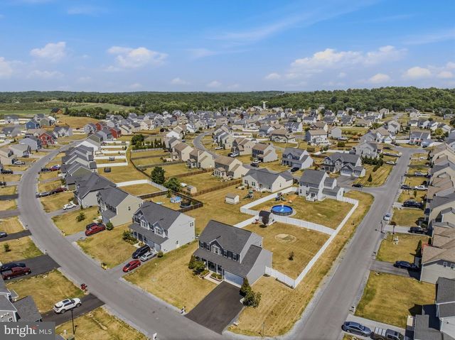 425 LAWRENCE RD, Gerrardstown, WV 25420