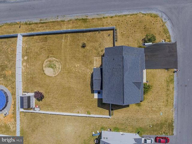 425 LAWRENCE RD, Gerrardstown, WV 25420