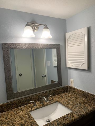 14911 Wunderlich Drive 1013, Houston, TX 77069