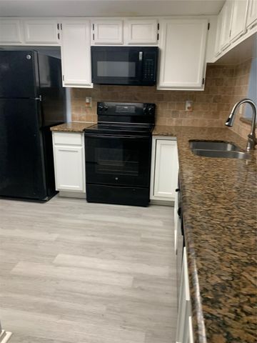 14911 Wunderlich Drive 1013, Houston, TX 77069