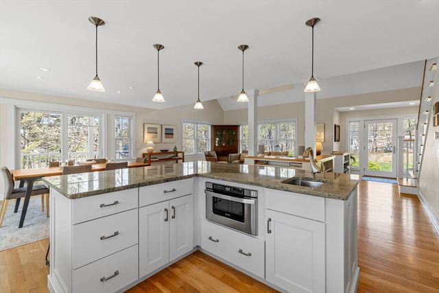 1 Captain Williams Way, Truro, MA 02666