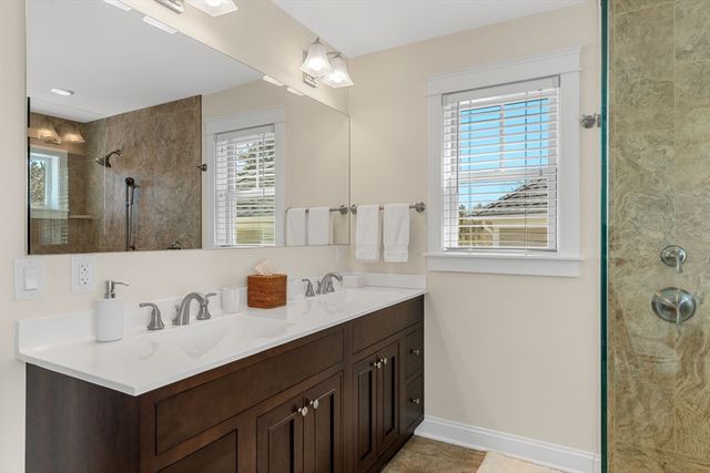 1 Captain Williams Way, Truro, MA 02666