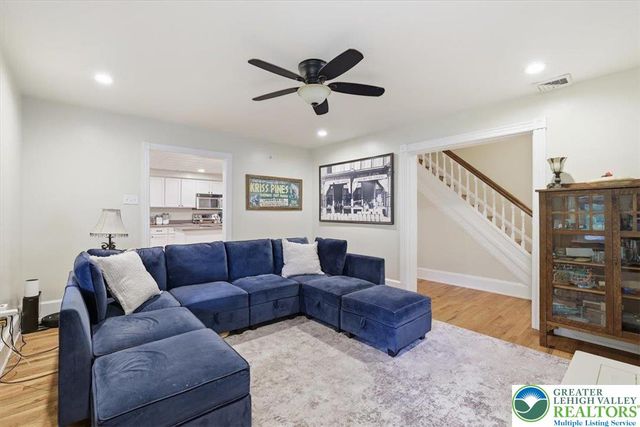 3585 Fairyland Road, Franklin Twp, PA 18235