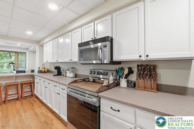 3585 Fairyland Road, Franklin Twp, PA 18235
