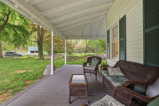 3585 Fairyland Road, Franklin Twp, PA 18235