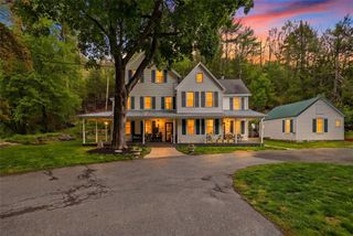 3585 Fairyland Road, Franklin Twp, PA 18235
