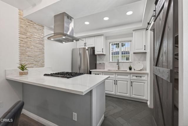 4992 Shenandoah Street, Ventura, CA 93003