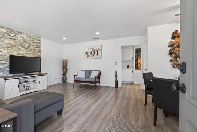 4992 Shenandoah Street, Ventura, CA 93003