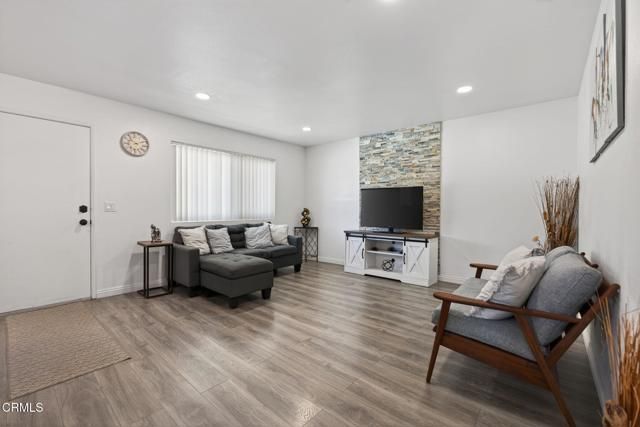 4992 Shenandoah Street, Ventura, CA 93003