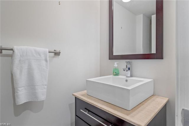 426 Granby St Apt 2B, Norfolk, VA 23510