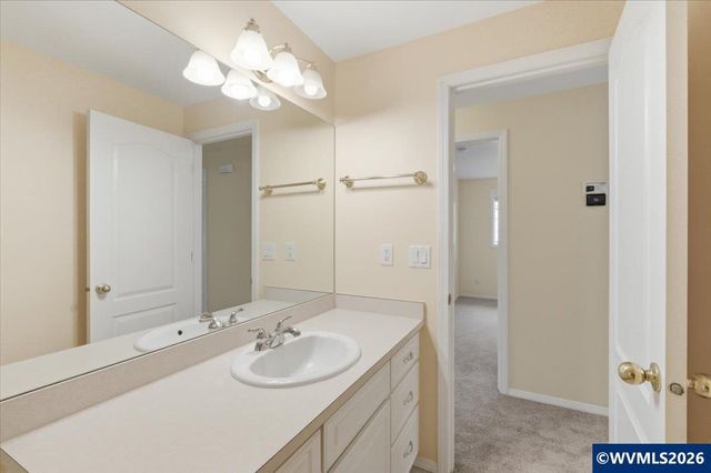 1787 Horseshoe Lake Cir NW, Albany, OR 97321